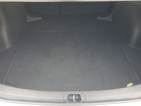Used 2023 Toyota Corolla SE FWD image 9