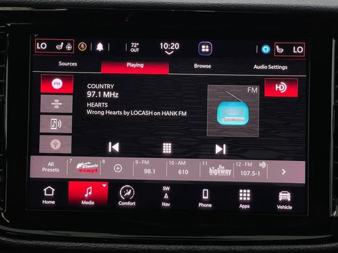 Used 2021 Dodge Durango R/T w/ Blacktop Package AWD/4WD image 22