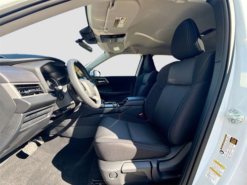 New 2025 Mitsubishi Outlander ES image 21