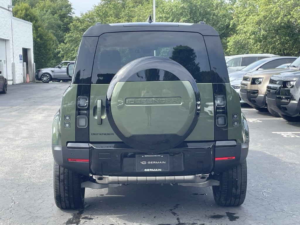 New 2026 Land Rover Defender 110 S AWD/4WD image 8