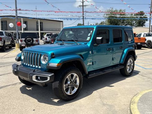 Used 2020 Jeep Wrangler Unlimited Sahara AWD/4WD image 3