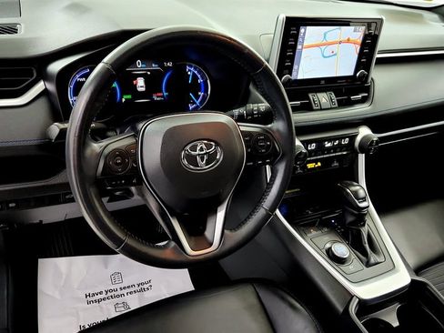 Used 2020 Toyota RAV4 XSE AWD/4WD image 25