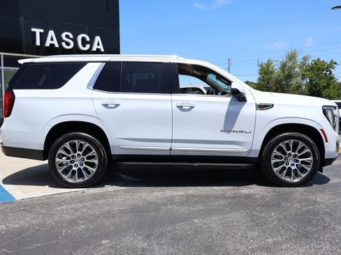 New 2026 GMC Yukon Denali AWD/4WD image 9