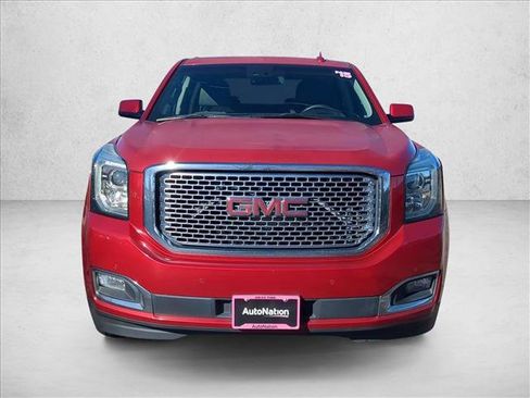 Used 2015 GMC Yukon Denali w/ Premium Package image 2