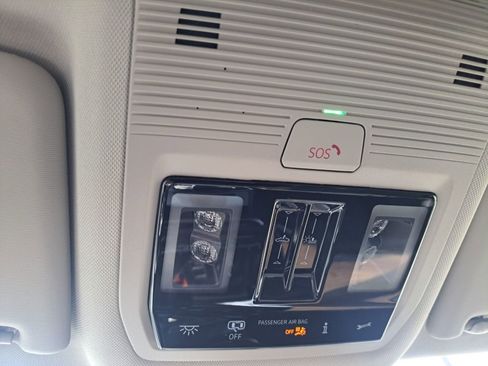 New 2026 Volkswagen Atlas SE image 18