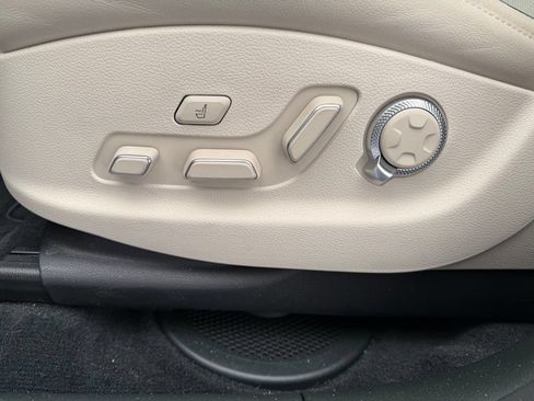 Used 2026 Genesis GV80 2.5T Prestige AWD/4WD image 15
