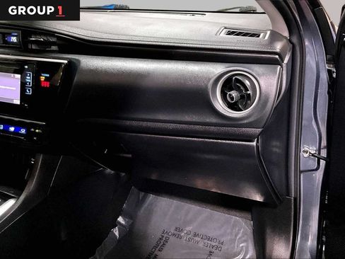 Certified 2019 Toyota Corolla LE FWD image 19