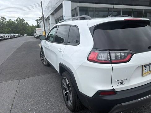 Used 2022 Jeep Cherokee Limited w/ Elite Package AWD/4WD image 31