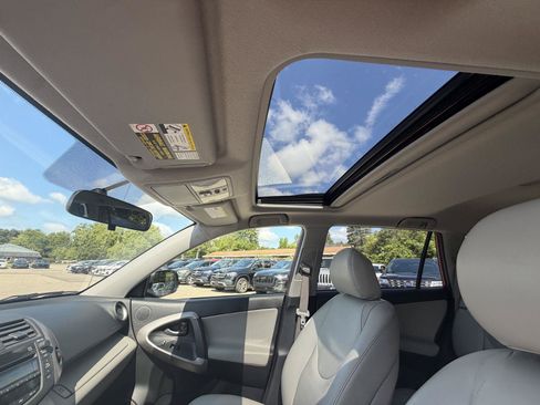 Used 2008 Toyota RAV4 Limited FWD image 17