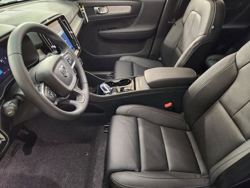 New 2026 Volvo XC40 B5 Plus w/ Protection Package Premier image 13