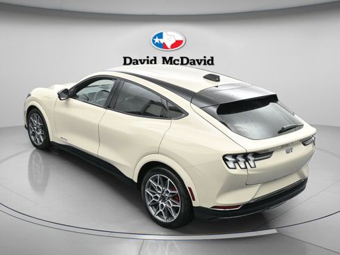 Used 2025 Ford Mustang Mach-E GT image 7