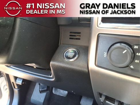 Used 2015 Ford F150 Platinum w/ Equipment Group 701A Luxury AWD/4WD image 15
