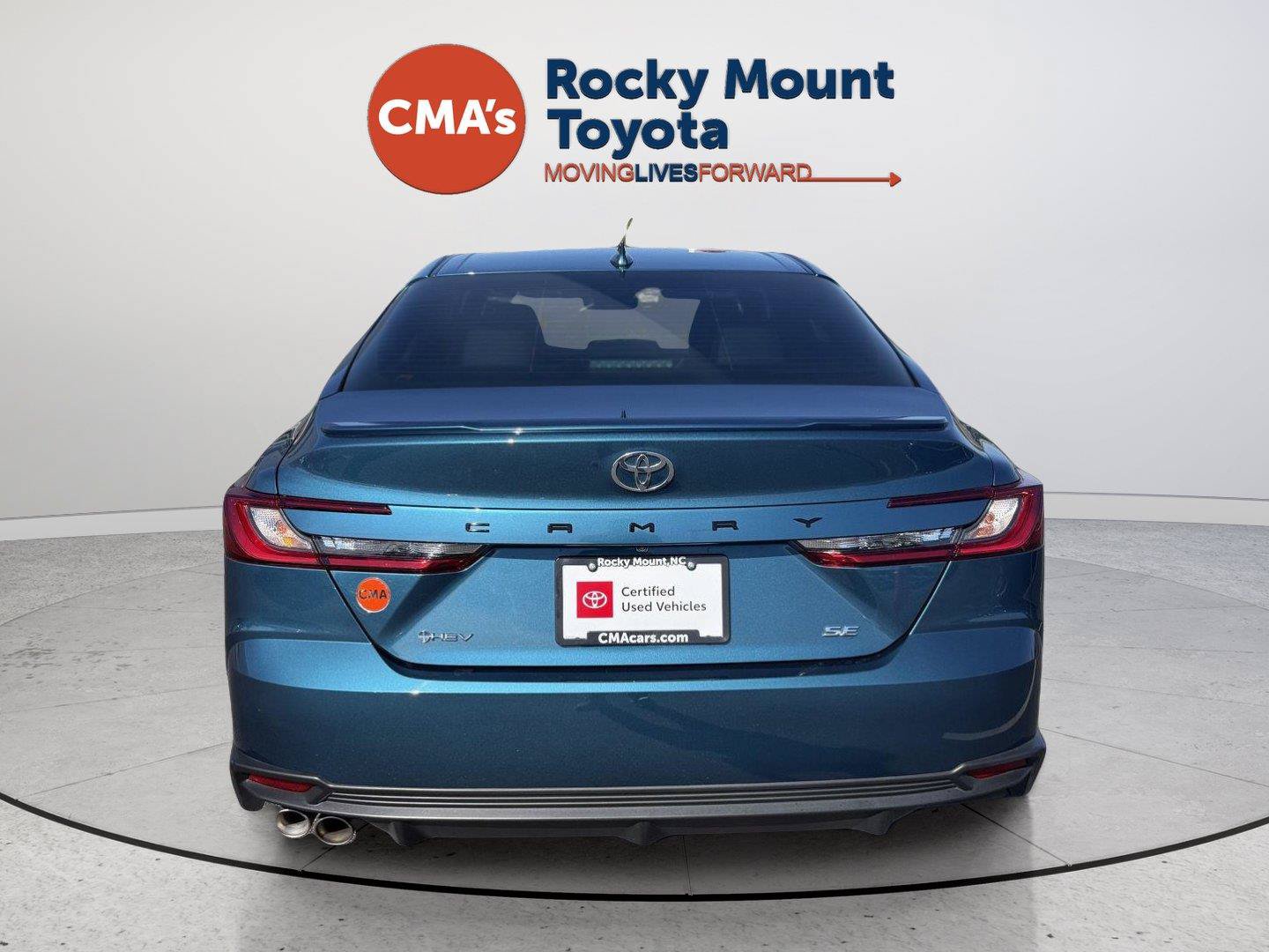 Used 2025 Toyota Camry SE w/ Convenience Package FWD image 6