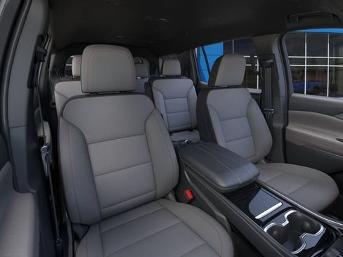 New 2027 Chevrolet Traverse LT w/ Enhanced Driving Package FWD image 16