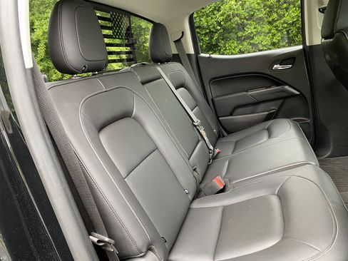 Used 2022 Chevrolet Colorado LT w/ Luxury Package RWD image 34