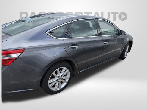 Used 2015 Toyota Avalon XLE Premium image 1