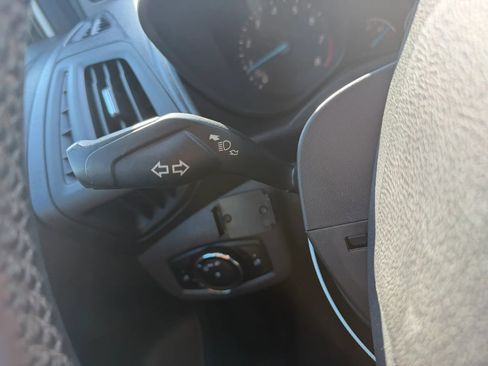 Used 2016 Ford Transit Connect XL FWD image 17
