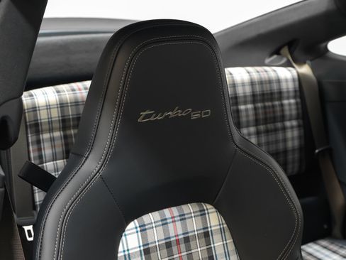 Certified 2025 Porsche 911 Turbo AWD/4WD image 35
