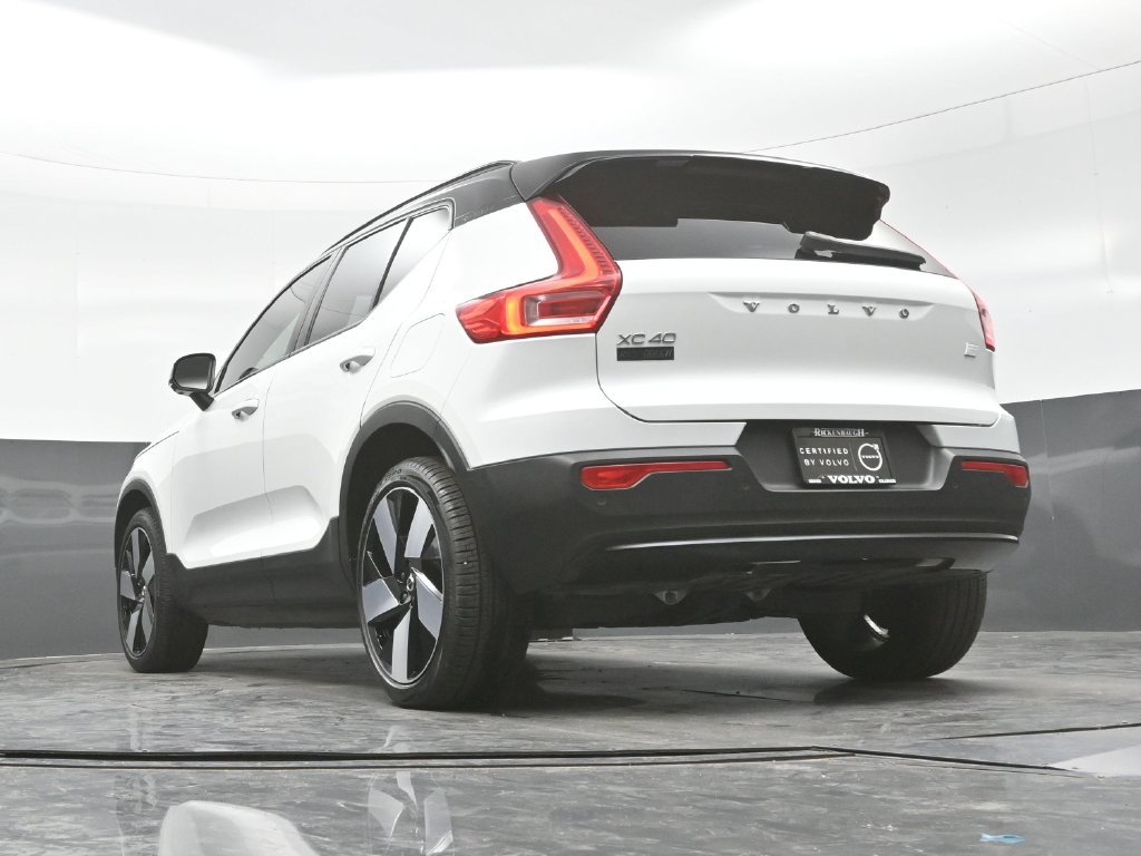Used 2023 Volvo XC40 Recharge Ultimate AWD/4WD image 28
