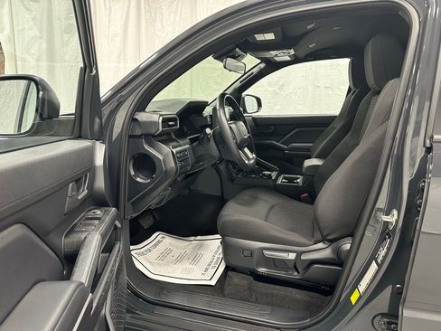 Used 2025 Toyota 4Runner SR5 image 10