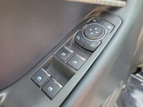 Used 2025 Ford Explorer ST-Line w/ Premium Package RWD image 23