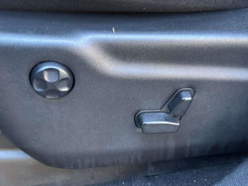 Used 2024 Dodge Durango GT image 14