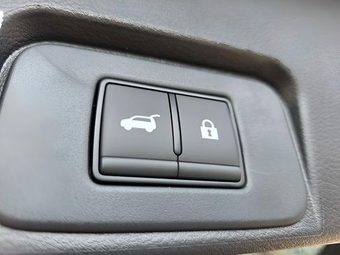 New 2026 Nissan Rogue SV w/ Cold Weather Package AWD/4WD image 8