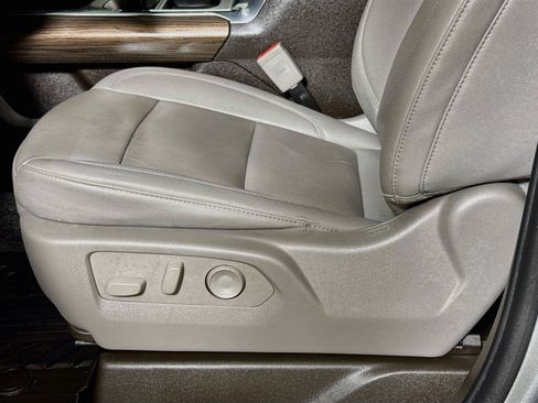Certified 2025 Chevrolet Silverado 1500 LT w/ Texas Edition Plus AWD/4WD image 17