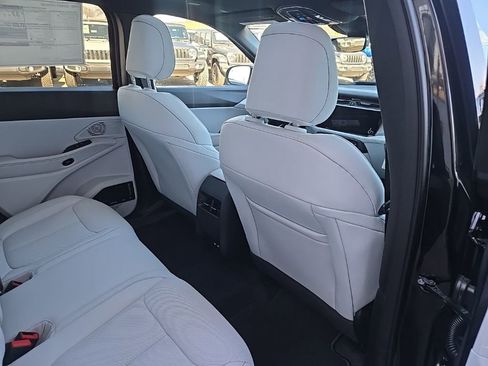 New 2026 Jeep Cherokee Limited AWD/4WD image 85