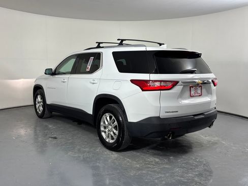 Used 2018 Chevrolet Traverse LT FWD image 4