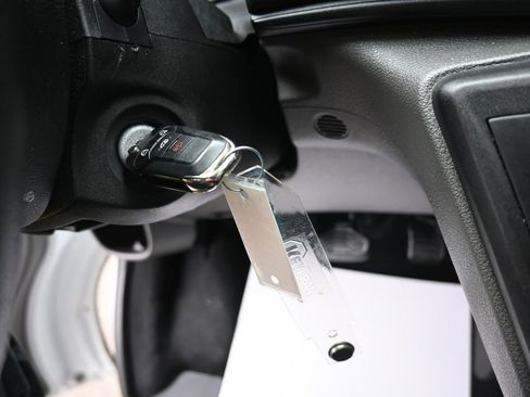 Used 2021 Ford Transit 350 XLT image 29