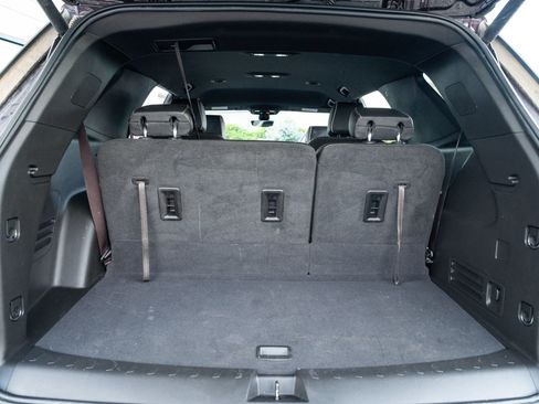 Used 2022 Chevrolet Traverse Premier AWD/4WD image 7