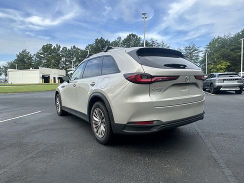 Used 2024 MAZDA CX-90 3.3 Turbo w/ Preferred Package AWD/4WD image 9