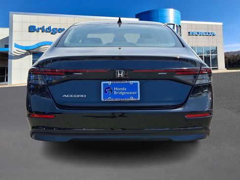 Used 2023 Honda Accord LX image 5