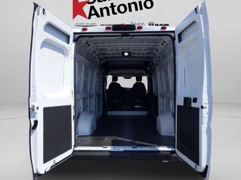 New 2026 RAM ProMaster 3500 w/ Convenience Group FWD image 26