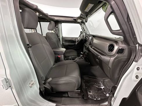 Used 2023 Jeep Wrangler Unlimited w/ Sun & Screen Package AWD/4WD image 30