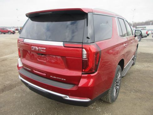 New 2026 GMC Yukon Elevation w/ Elevation Premium Package image 4