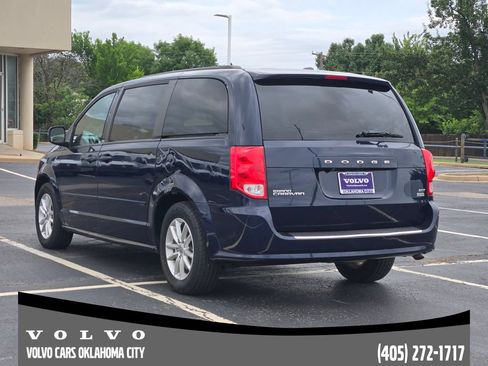 Used 2016 Dodge Grand Caravan SXT w/ Rear Park Assist Package FWD image 4