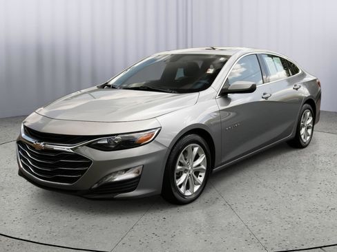 Used 2023 Chevrolet Malibu LT FWD image 18
