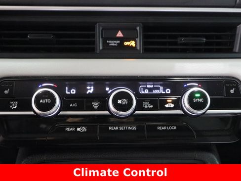 Used 2025 Honda Pilot Touring image 20