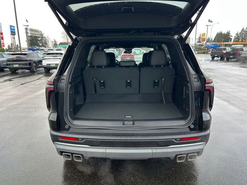 New 2026 Chevrolet Traverse LT w/ Driver Confidence Package image 24