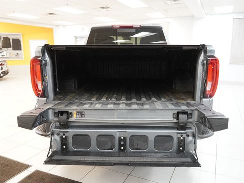 Used 2022 GMC Sierra 1500 AT4 w/ AT4 Preferred Package AWD/4WD image 10