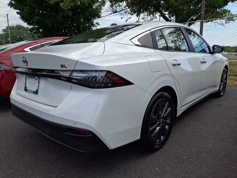 New 2026 Nissan Sentra SL w/ Floor Mat Package FWD image 5