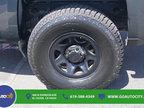 Used 2017 Chevrolet Silverado 1500 W/T w/ Trailering Package RWD image 13