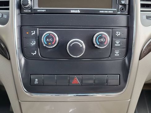 Used 2012 Jeep Grand Cherokee Laredo AWD/4WD image 16