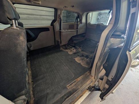 Used 2011 Dodge Grand Caravan Mainstreet w/ PWR Convenience Group FWD image 21