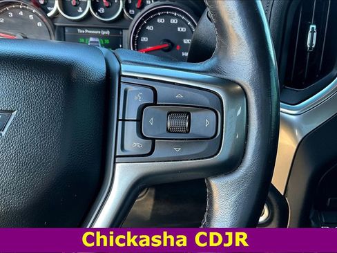 Used 2021 Chevrolet Silverado 1500 LT Trail Boss w/ Convenience Package II image 12