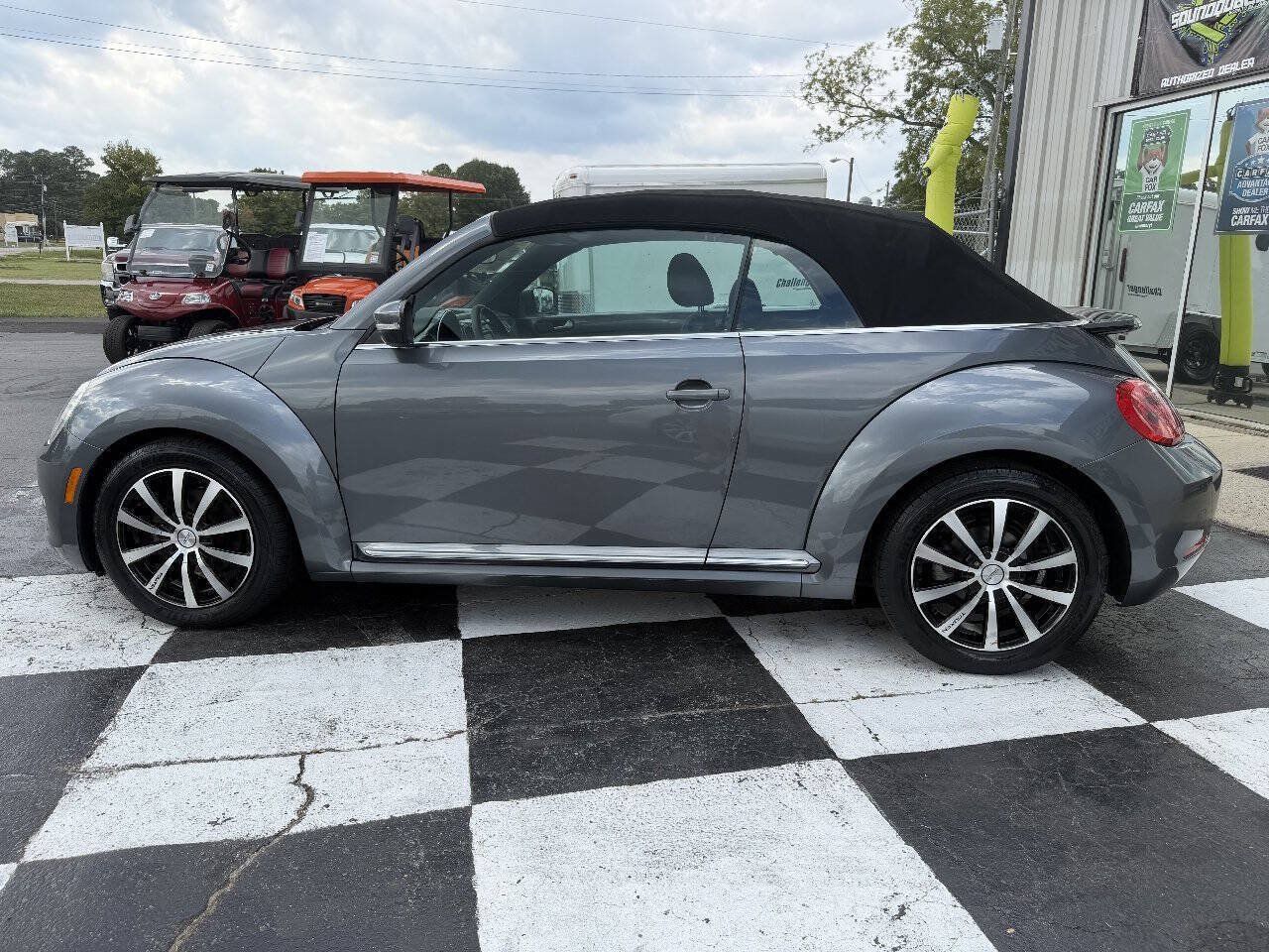 Used 2015 Volkswagen Beetle 1.8T FWD image 8