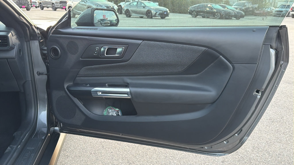 Used 2024 Ford Mustang GT RWD image 28