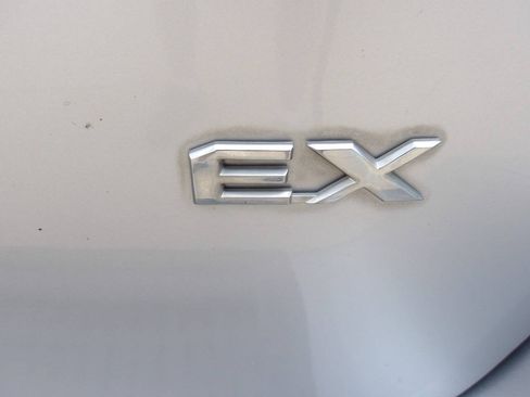 Used 2006 Kia Sedona EX FWD image 36